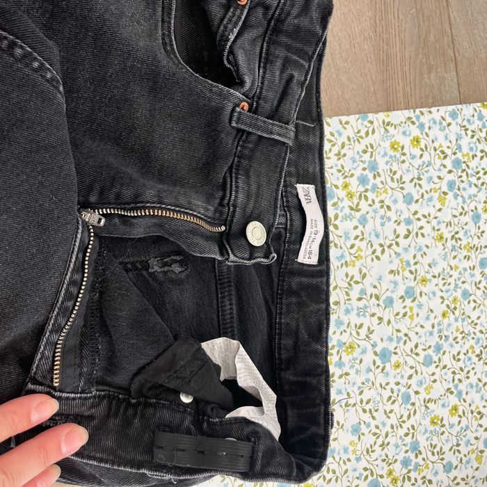 2 jeans 2 teeshirt fille Zara  13/14 ans - photo numéro 7
