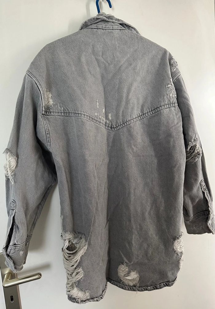 Veste en jean grise à déchirures -Zara - photo numéro 6