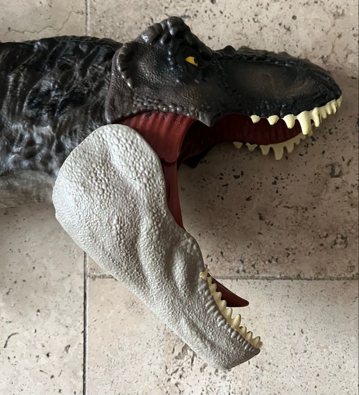 Dinosaure géant - photo numéro 4