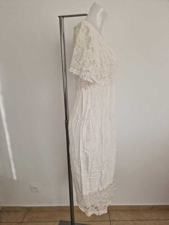 Robe blanche avec dentelle blanc crème Pacific Line - photo numéro 6