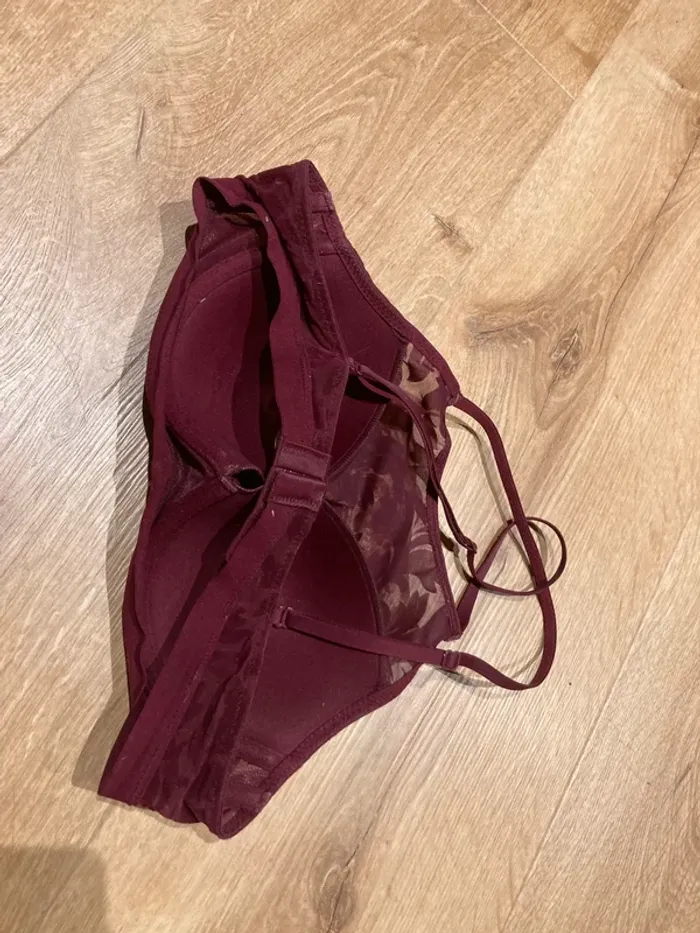 Soutien-gorge - photo numéro 4