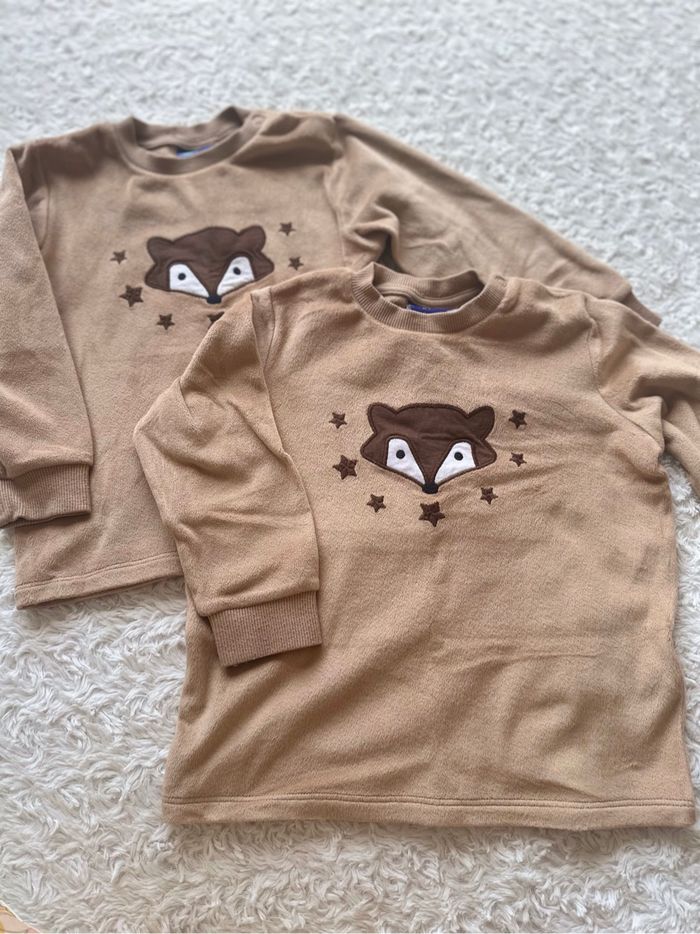 Lot de 2 pyjamas polaires deux pièces 12 mois - photo numéro 2