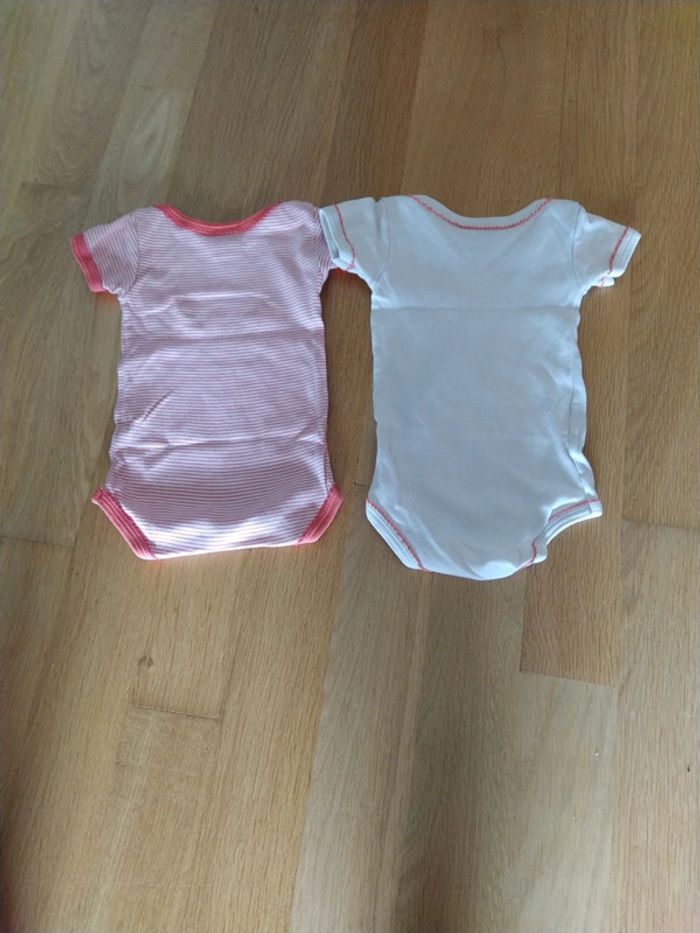 Lot bodies petit bateau 3 mois - photo numéro 4