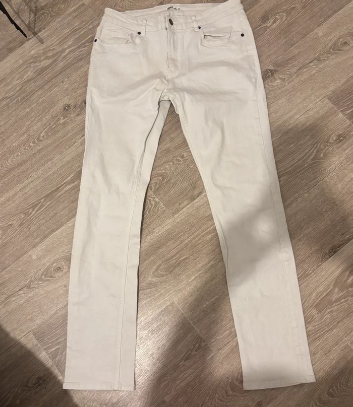 Jean blanc / Taille 42 - photo numéro 2