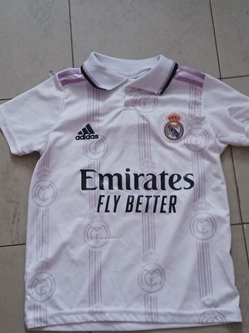 Maillot benzema réal madrid 2022 2023