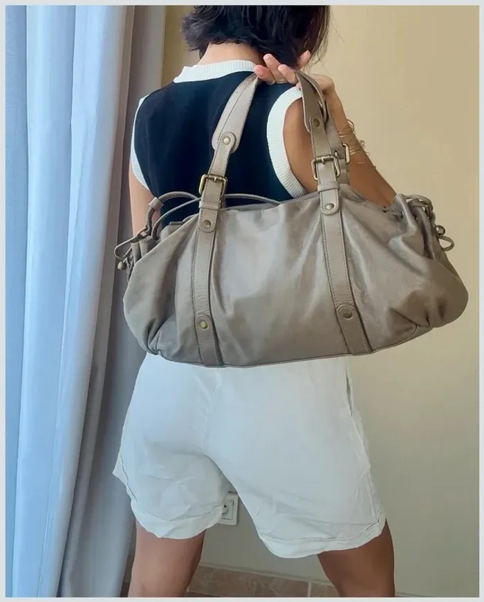 Sac 24h Gérard Darel zippé gris très bon état - photo numéro 3