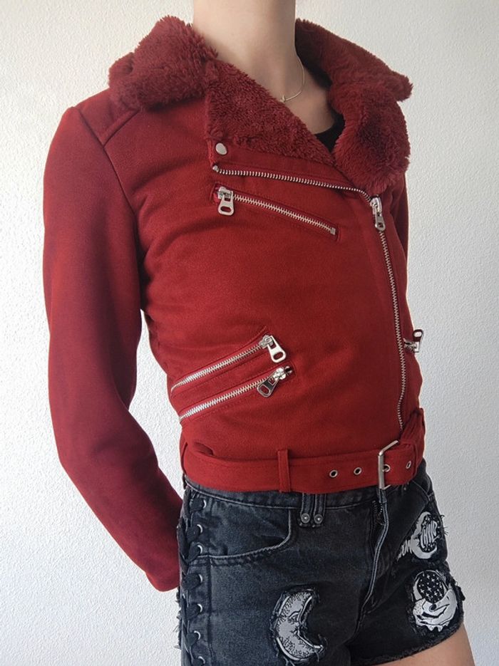 Perfecto blouson veste daim col fourrure rouge foncé / Pimkie - 36/S à 38/M - photo numéro 2