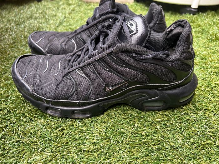 Baskets Nike TN noires taille 41 - photo numéro 3