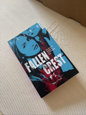 Fallen crest