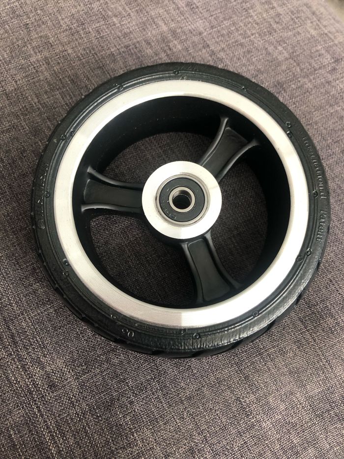 Roue pour trottinette