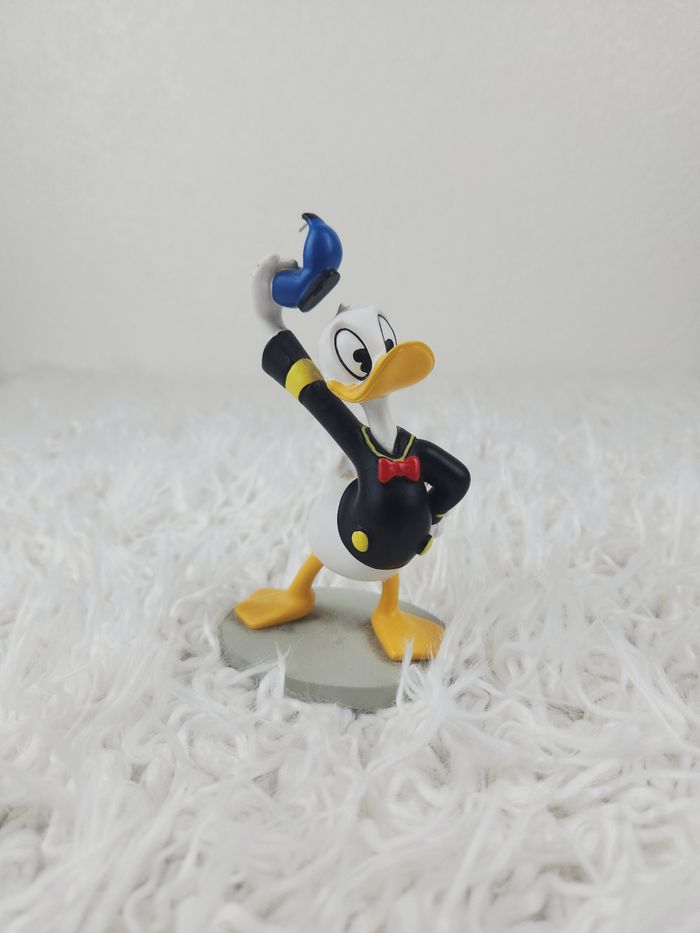 Figurine décorative en résine peinte à la main Donald Duck marque Disney 🎅