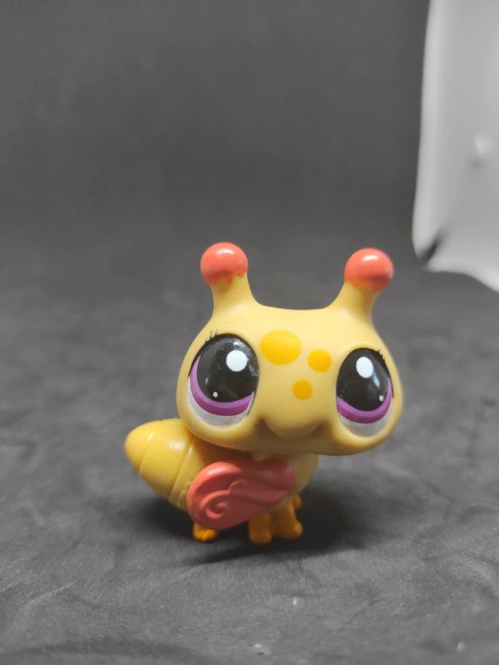 my Littlest Petshop Lps Pet Shop Bourdon Bumble Bee 1914 #geektradelpsbourdon