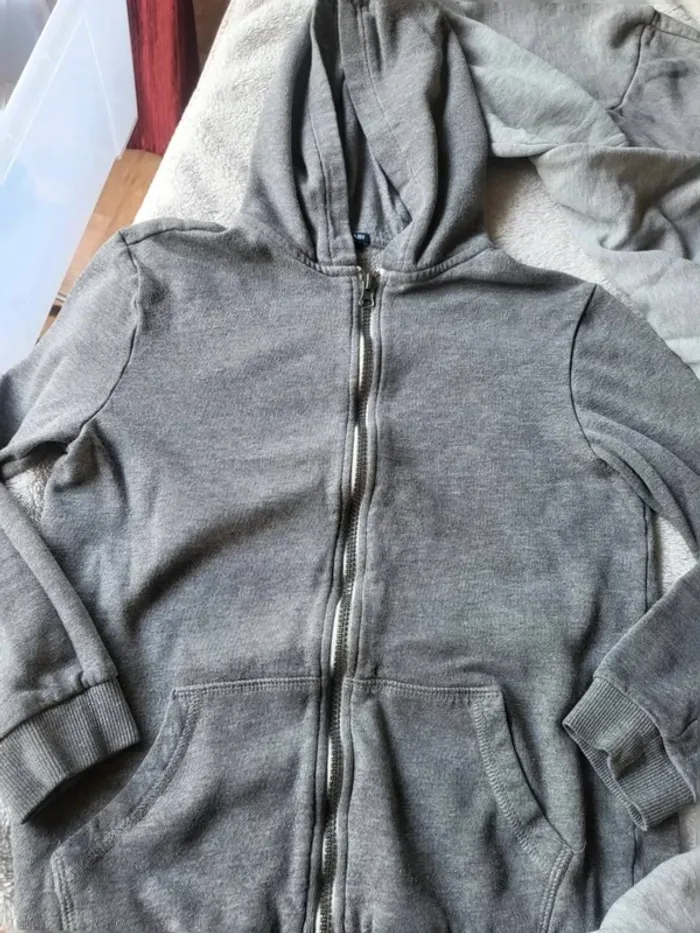 Lot de 3 sweats taille 12 ans - photo numéro 8