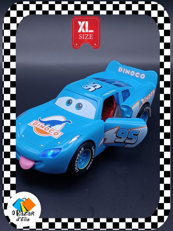Voiture Cars Flash McQueen Dinoco