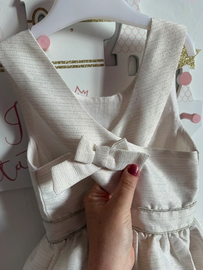 Robe de cérémonie 4 ans - photo numéro 5