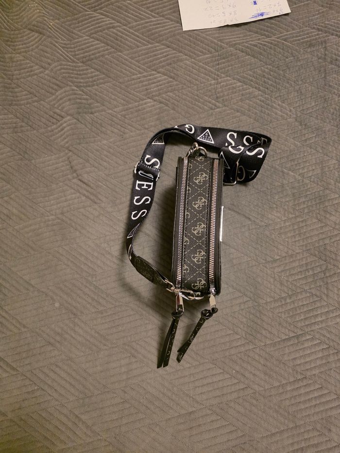 Sac à bandoulière Guess - photo numéro 4