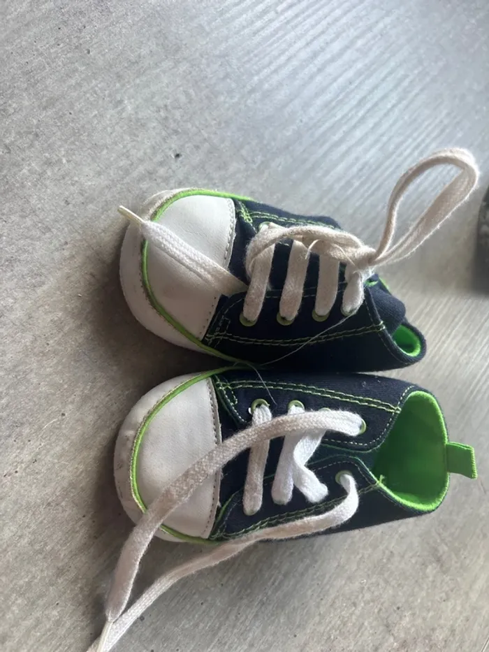 Chaussure bébé - photo numéro 4