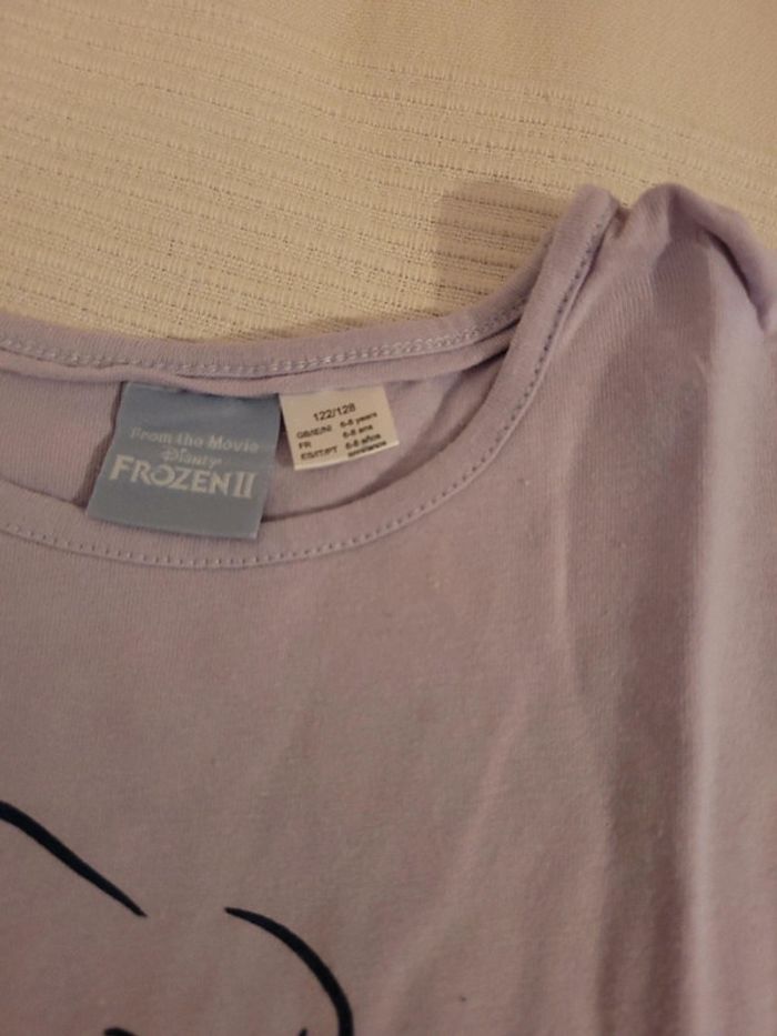 Lot de 2 t-shirts frozen 6/8ans - photo numéro 4