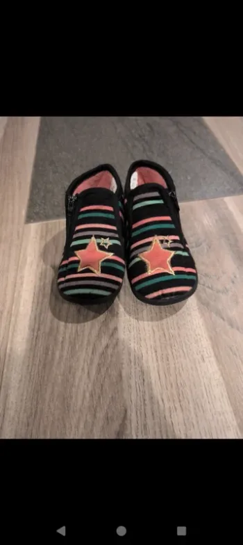Chaussons a fermeture éclair chaussons taille 25