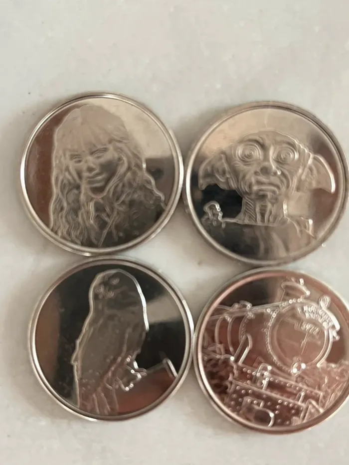 lot de pieces ou jetons harry potter - photo numéro 2