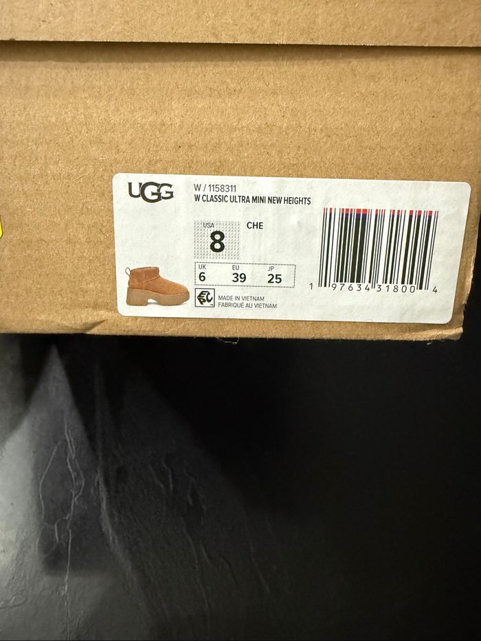 Bottes mi hautes UGG - photo numéro 3