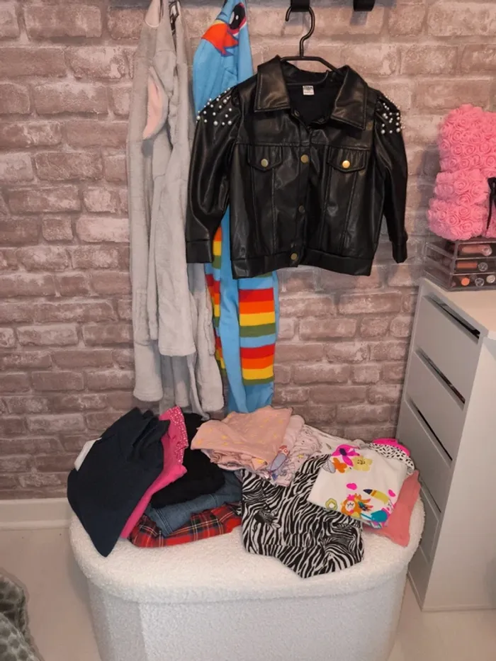 Lot vêtements fille