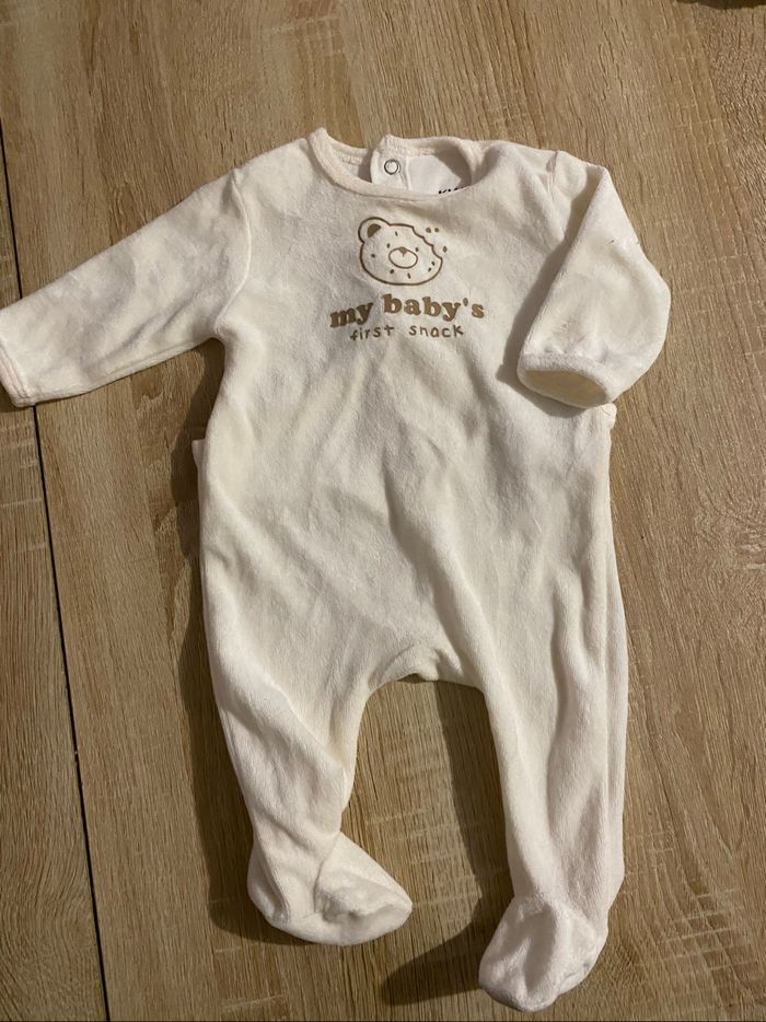 Pyjama garçon ( ou mixtes ) 3 mois - photo numéro 8