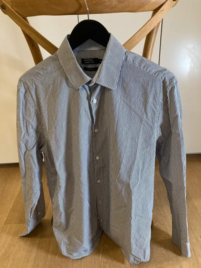Chemise blanche rayée noire galeries lafayette