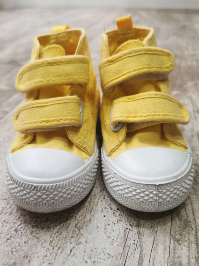 🍃Baskets montantes scratch jaune et blanche taille 20 - photo numéro 8