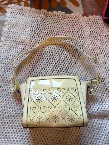 🛑 sac à main en cuir crème 🛑