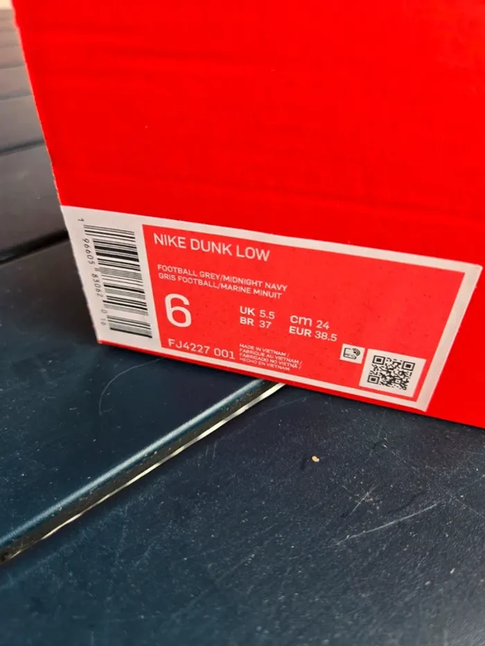 Nike dunk low Taille 38 38,5 neuves blanc gris marine - photo numéro 9