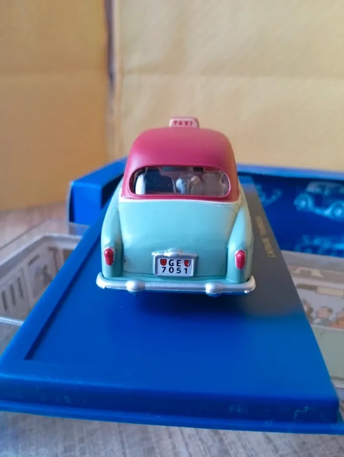 En voiture Tintin L'Affaire tournesol Hergé moulinsart 2003 - photo numéro 6