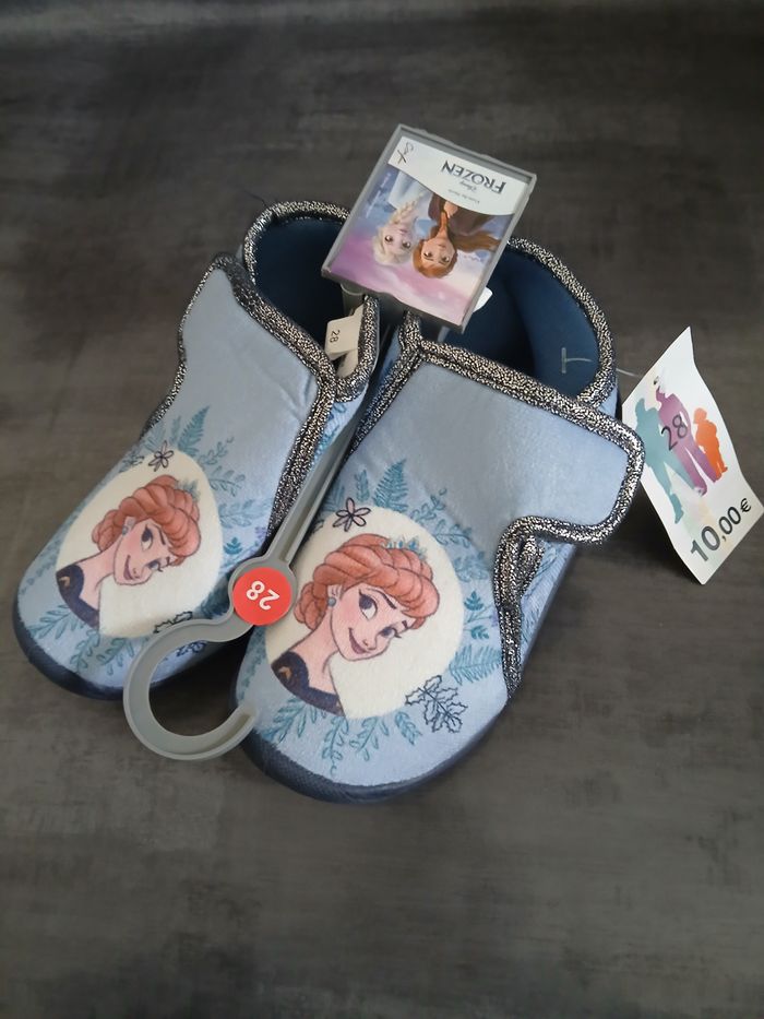 chaussons fille anna la reine des neiges disney 28