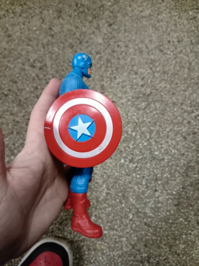Lot de 2 petites figurines captain America et hulk - photo numéro 5