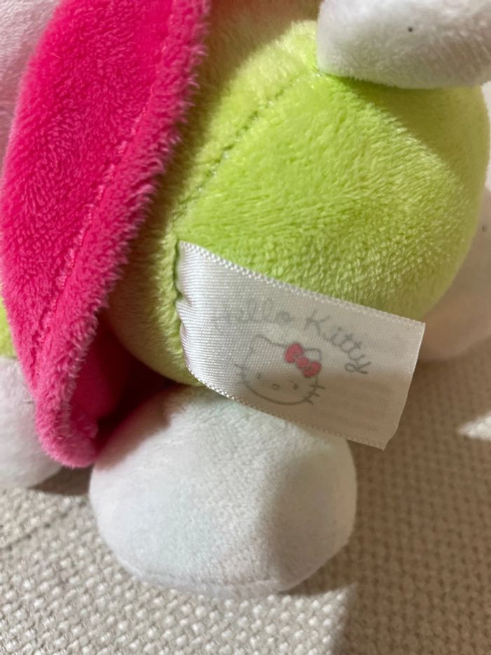 Peluche Hello Kitty 23 cm - photo numéro 4