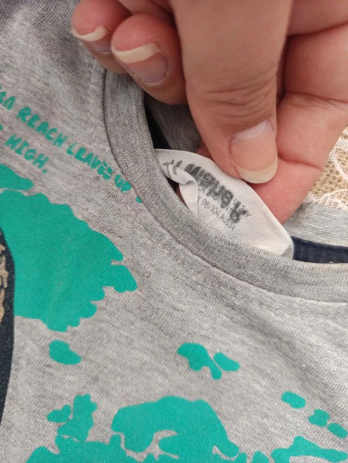 Tee shirt dinosaure - photo numéro 2