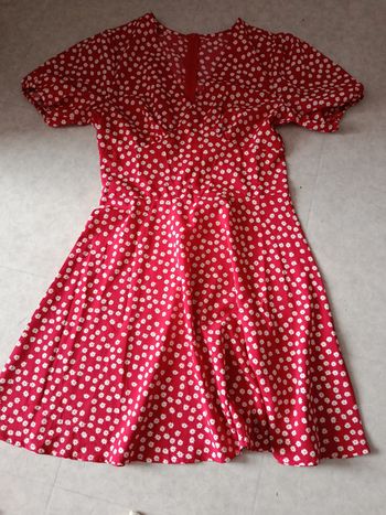 Robe T M