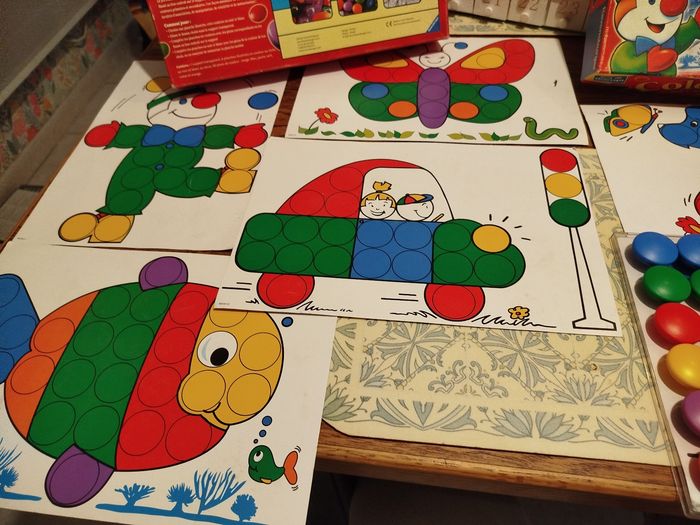 Colorino boîte légèrement abîmé - photo numéro 9