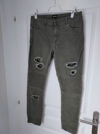 Jeans troué