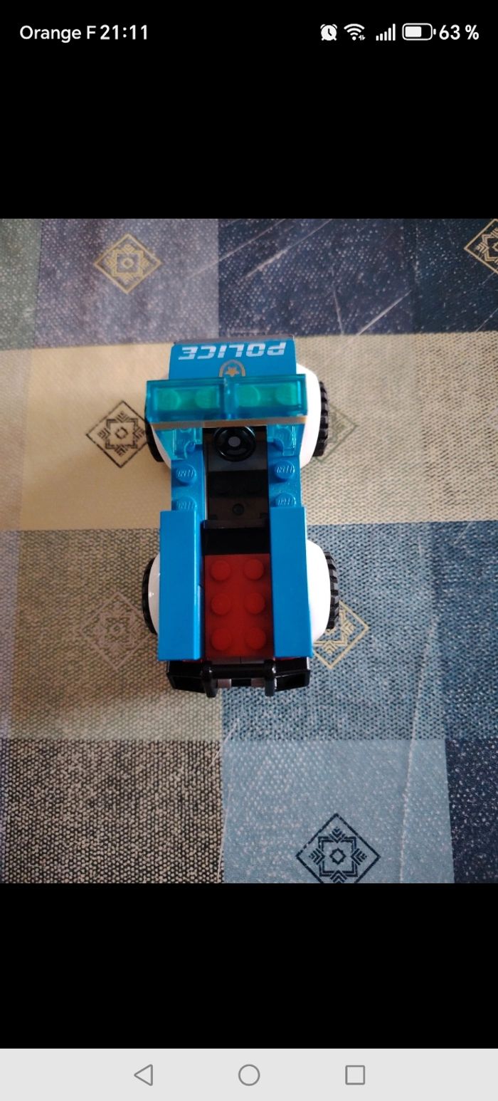 Lego City 60241 Police - photo numéro 3