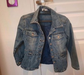 Veste en jean fillette. 6 ans.