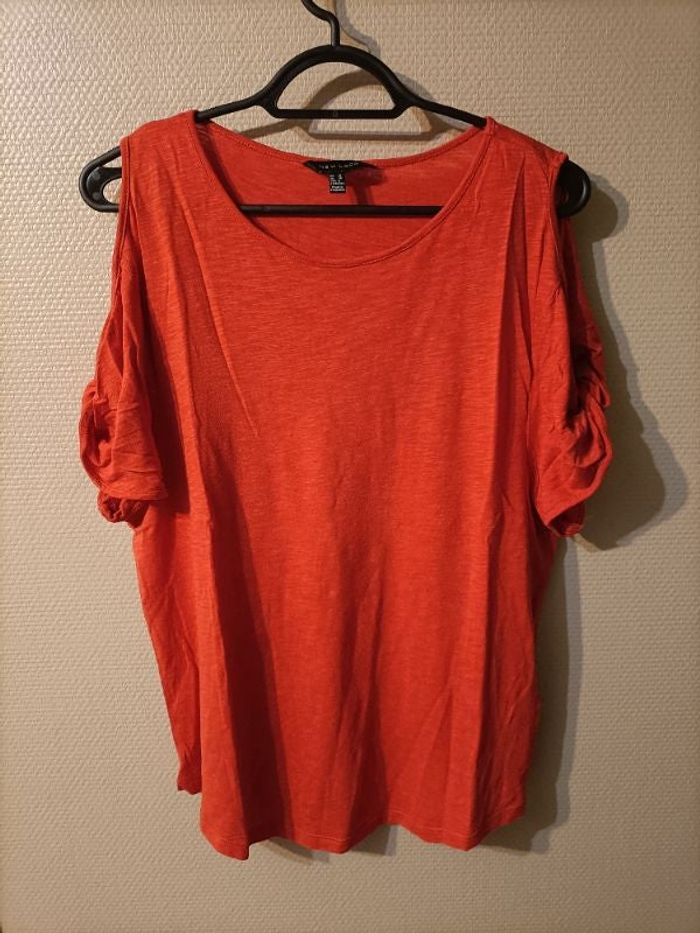 Tshirt orange uni épaules denudées