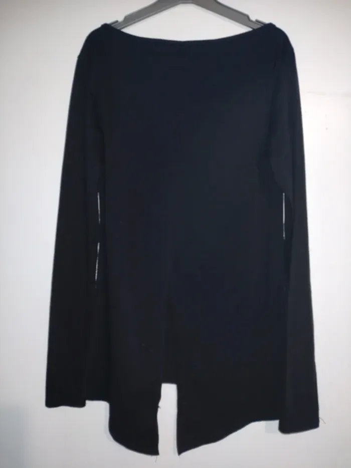 Haut Disney boutique taille XS - photo numéro 3