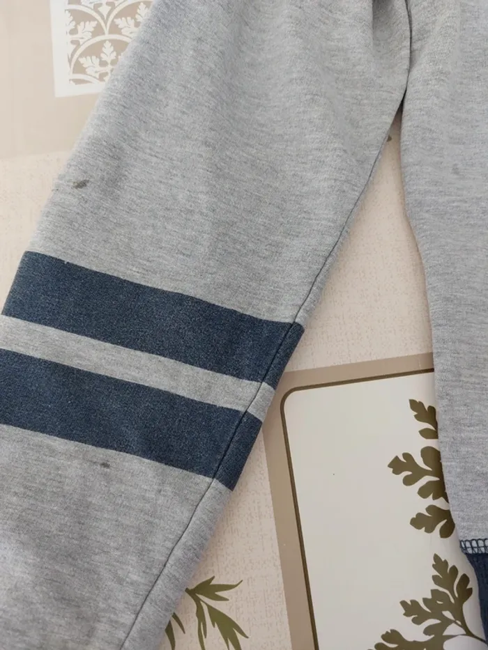 Gilet gris - photo numéro 3