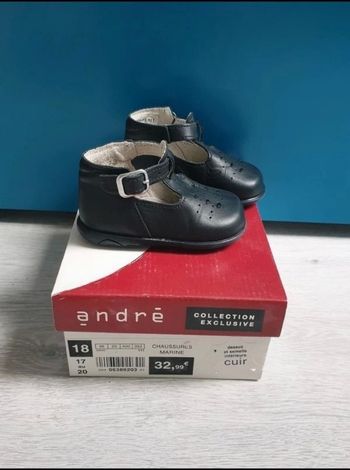 Chaussures en cuir pointure 18 bleu marine André