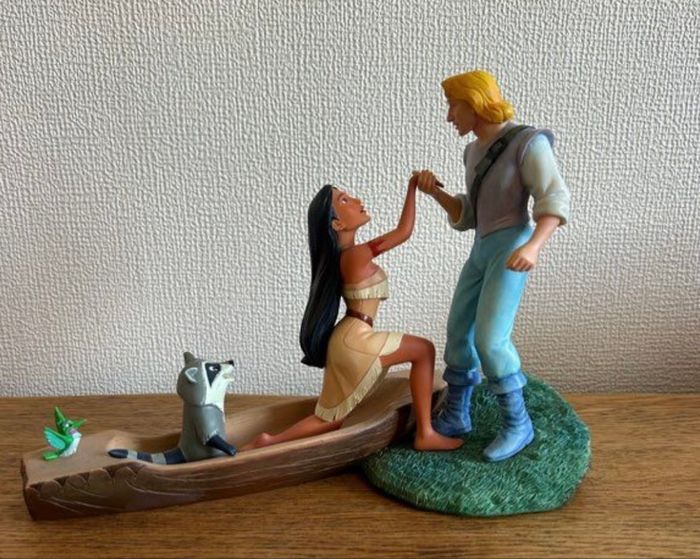 Figurine Pocahontas enchanting
