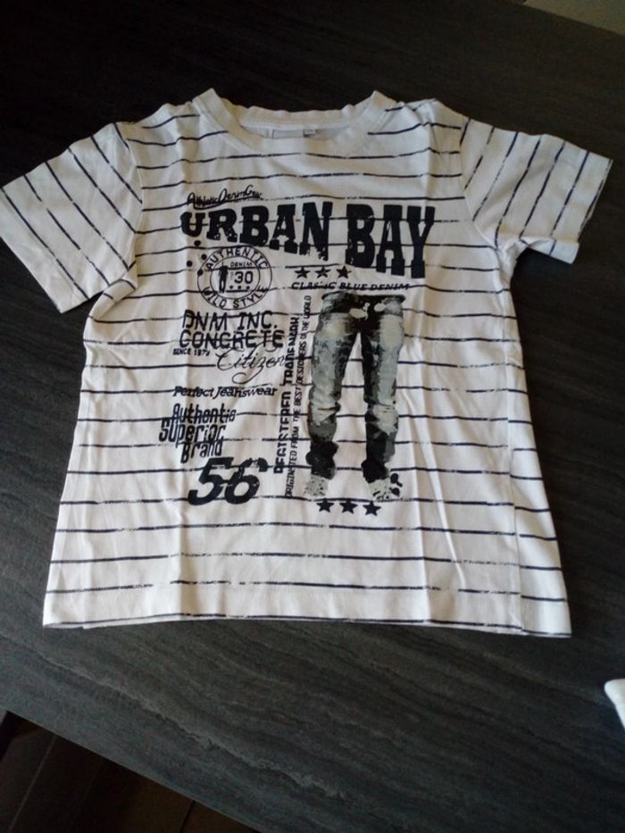 Lot de deux tee shirts garçon 10 ans - photo numéro 2