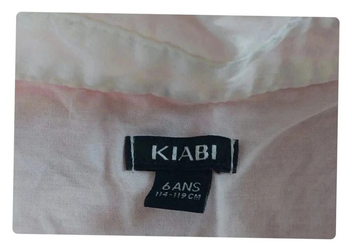 Chemise blanche classique - élégante et intemporelle, Kiabi, neuve,taille 6 ans - photo numéro 2