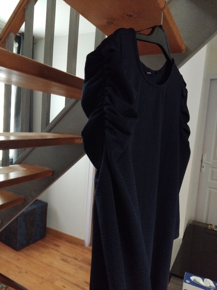 Robe fine taille S kiaby - photo numéro 2