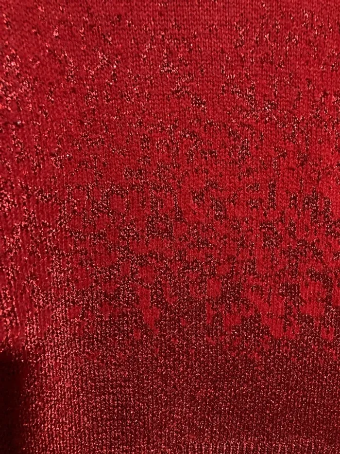 Pull rouge paillette - photo numéro 3